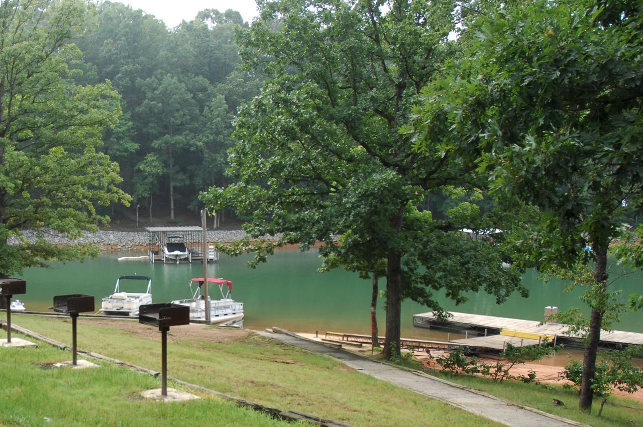 Carolina Landing Camping Resort Deluxe Cabin 4 Fair Play Exterior photo